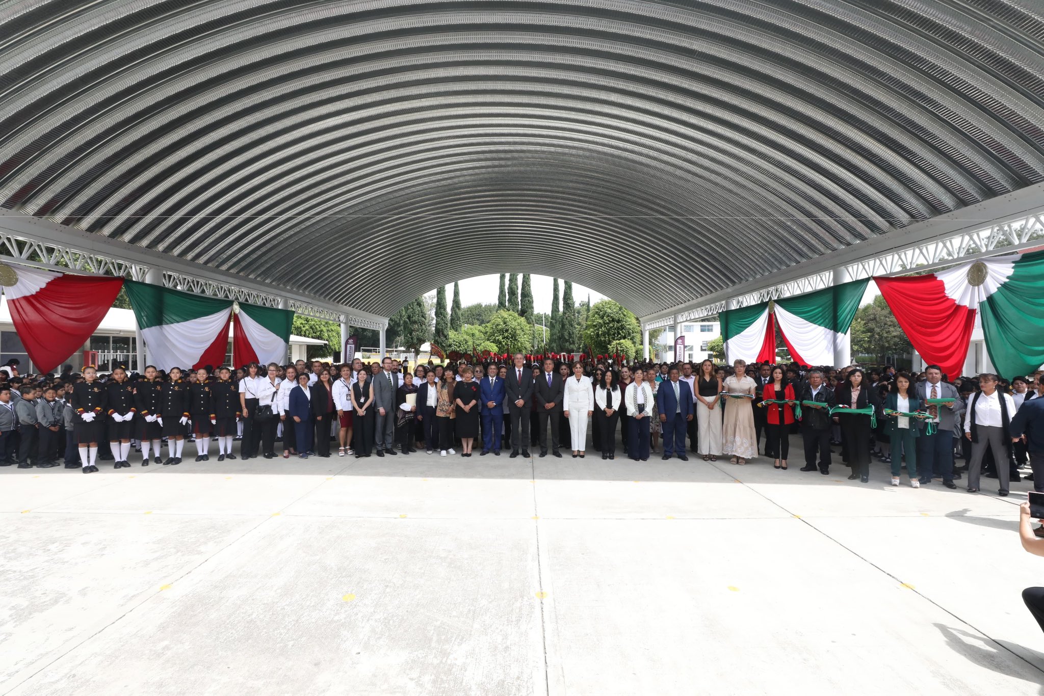 Pepe Chedraui da banderas