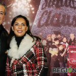 Pepe Chedraui enciende Árbol de Navidad en el zócalo de la ciudad de Puebla